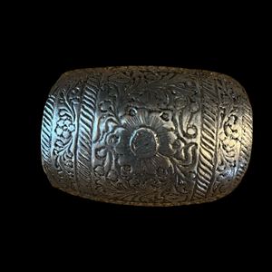 Antique Engraved Floral Belt Buckle - Stylish, Heavy-Duty, Vintage Western